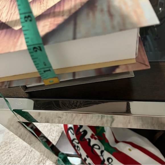 3 Decorative books - Picture 9 of 9